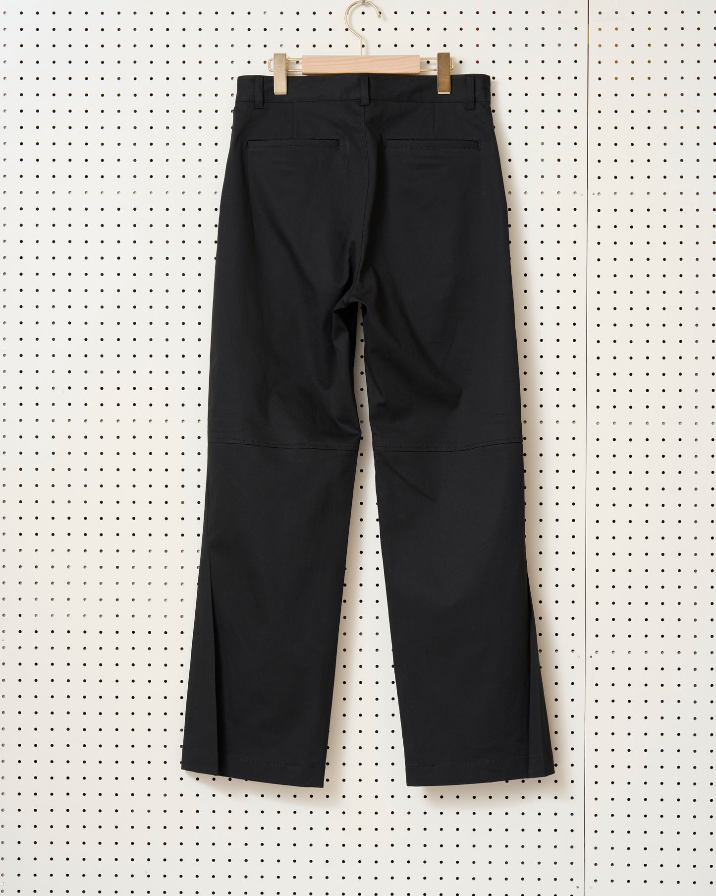 Call - CL_SS24_PT_01 / 1TAC PLEATS TROUSERS - BLACK